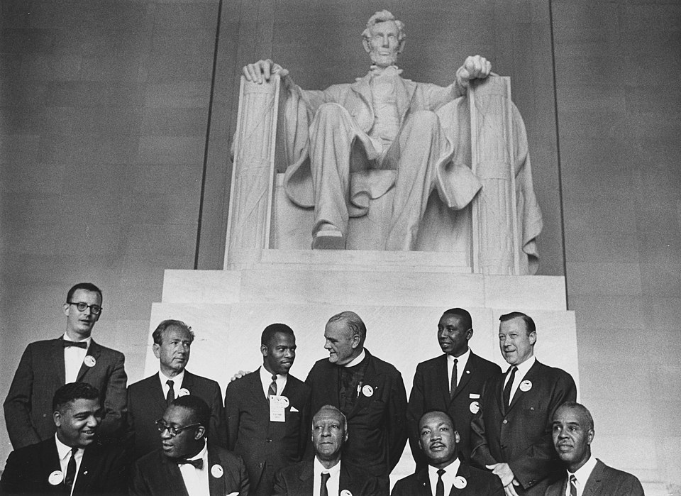 Civil_Rights_March_on_Washington,_D.C._(Leaders_of_the_march_posing_in_front_of_the_statue_of_Abraham_Lincoln..._-_NARA_-_542063_(cropped)